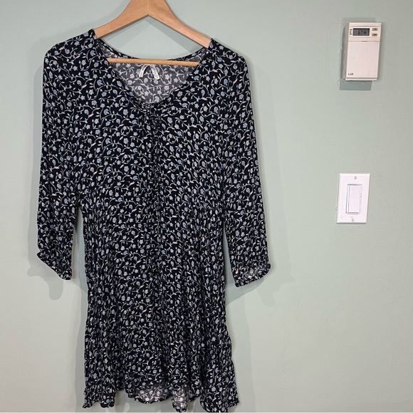 Mudd Dresses & Skirts - 6/$25 Mudd Black and White Mini Dress